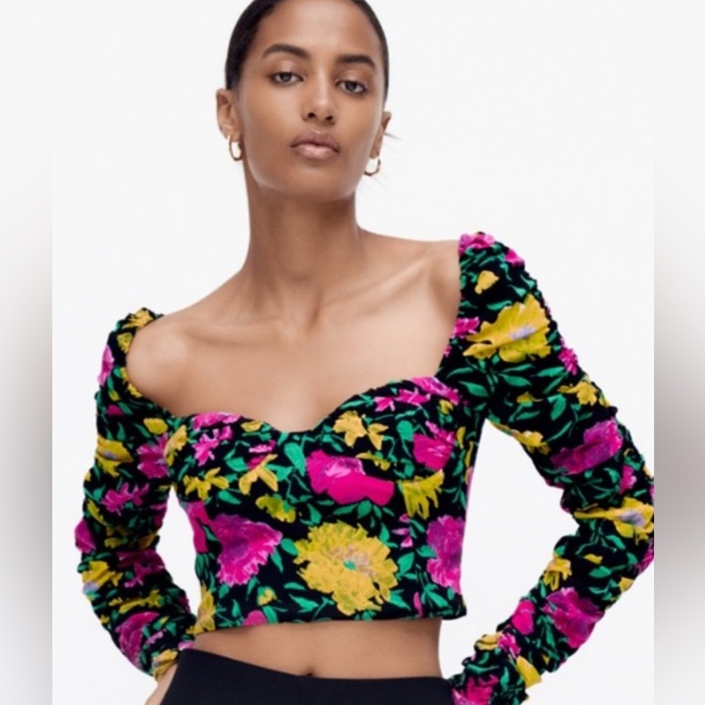 Zara NWT Floral Print Sweetheart Neckline Long Ruched Sleeves Crop Top Large